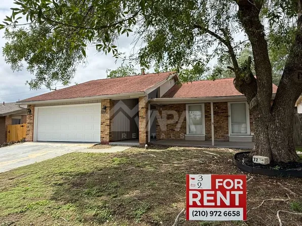 7729 Narrow Pass Dr, Live Oak, TX 78233