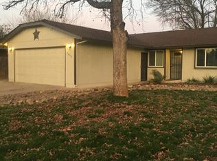 3653 Dune St, Redding, CA 96002