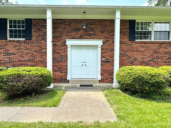5th image of 8621 Brookridge Dr