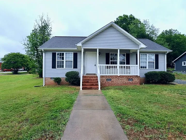 1324 Whitsett St — Photo 20
