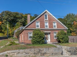 14 Ashburnham St, Fitchburg, MA 01420