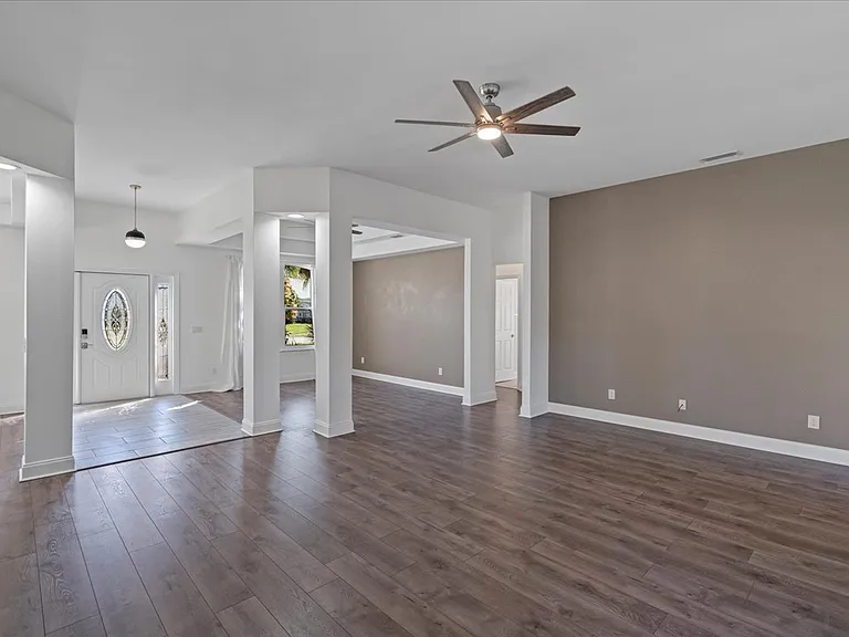 3062 Nina Ct — Photo 2