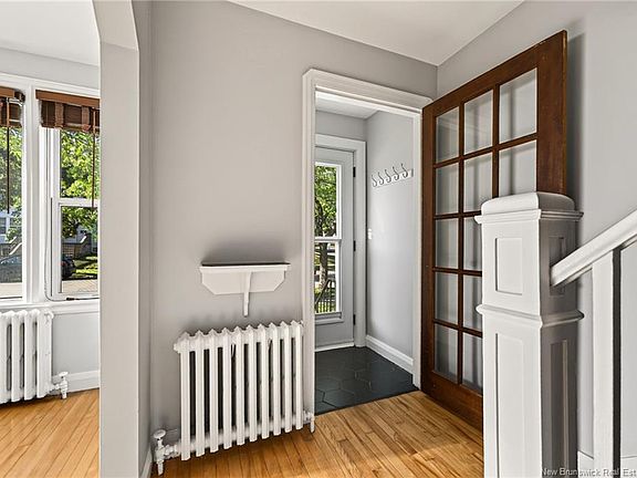 4th image of 74 Burlington Ave #72