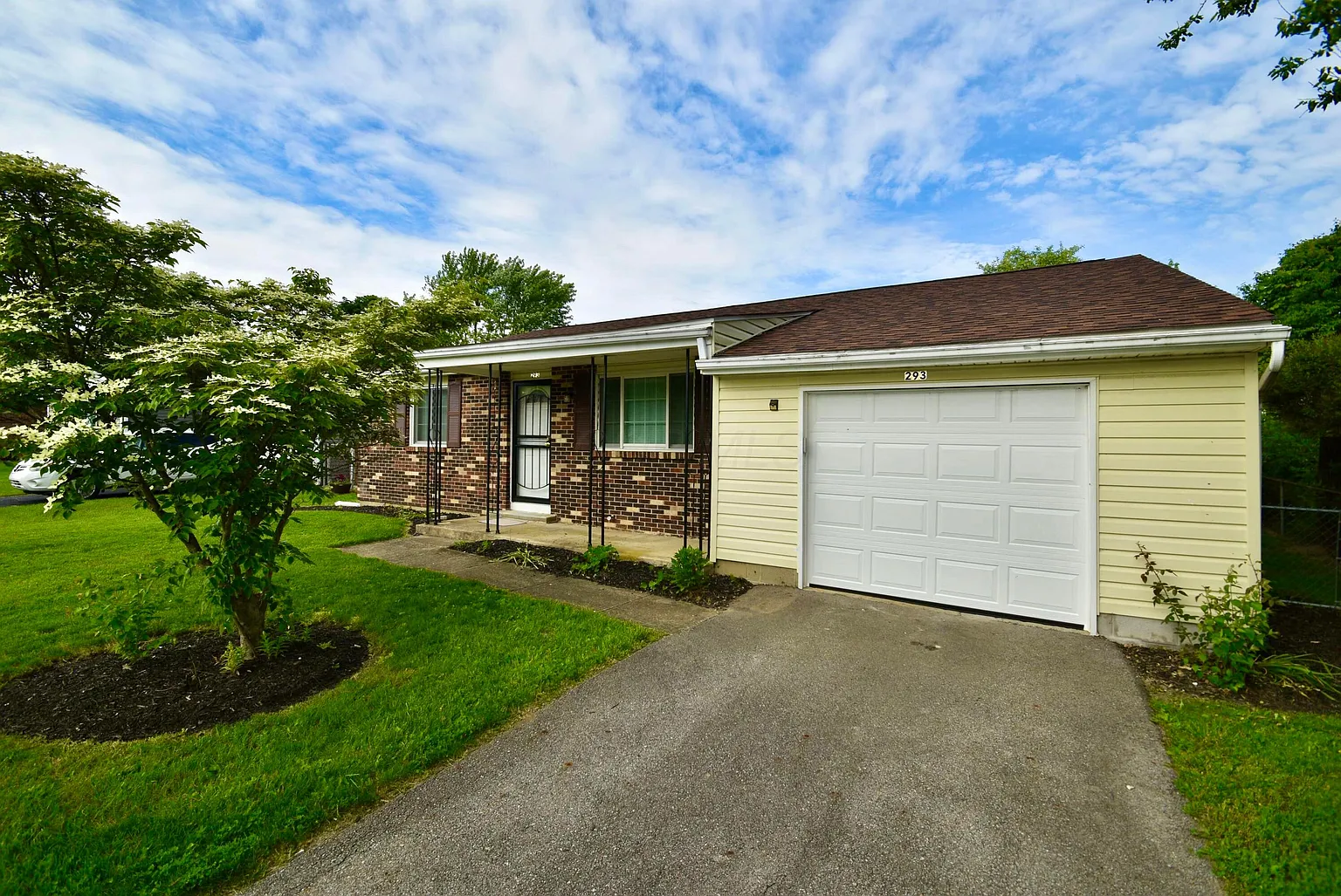 293 Idlebrook Pl photo 1