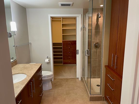 2nd image of 650 Bellevue Way NE Unit 2604