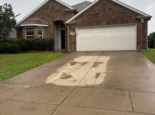 109 Fallen Rock Dr, Waxahachie, TX 75165