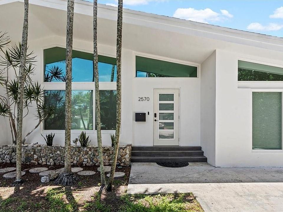 1st image of 2570 NE 200th Street