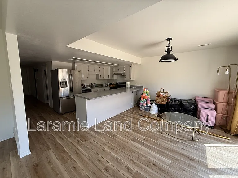 1736 Sanders Dr — Photo 3