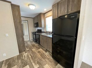 111 Sheppard Ave #111, Flushing, MI 48433
