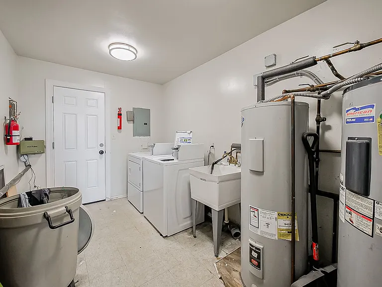 211 Summit Rdg — Photo 21