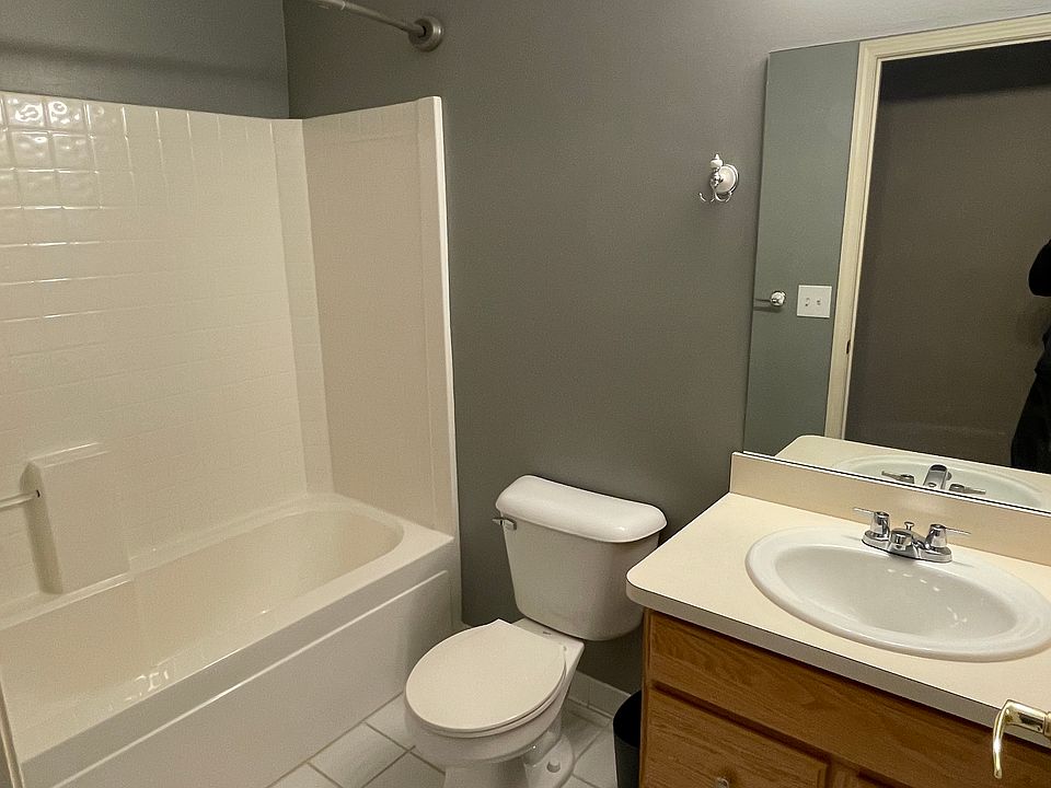 28167 Carlton Way Dr, photo 4