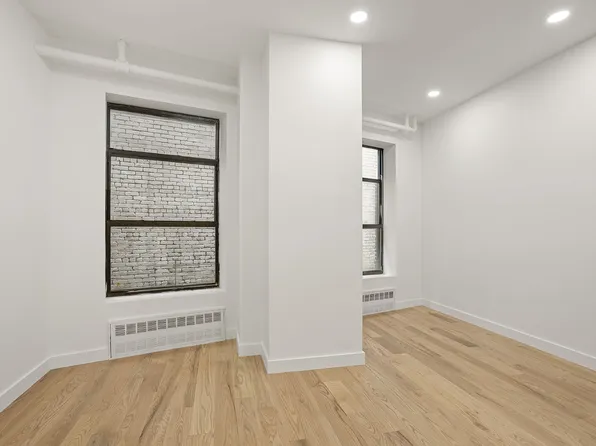 18 East 18th Street image 7 of 11