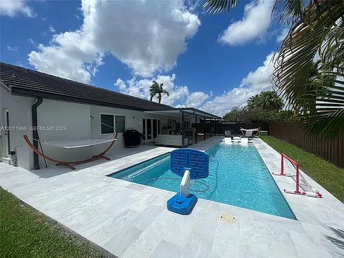16341 SW 145th Ct Photo 1