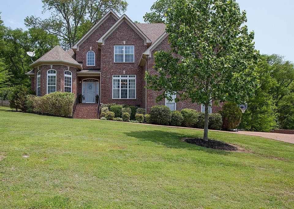 1st image of 111 Kearney Ct