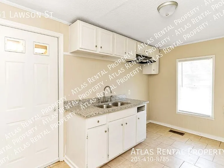 551 Lawson St — Photo 12