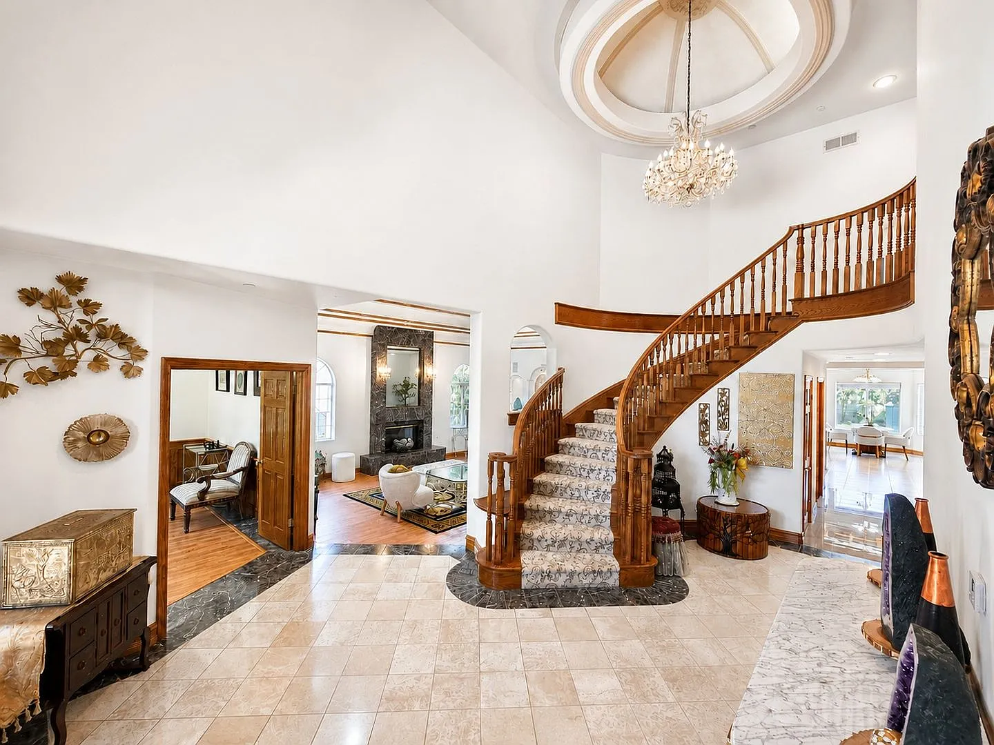 Executive Furnished Estate Home in Prestigious West Arcadia — Photo 3