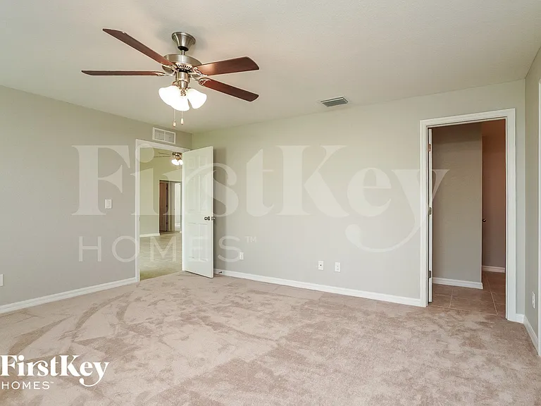 1104 SW 9th Ave — Photo 8