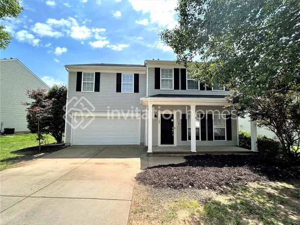 3709 Wingfield Dr, Gastonia, NC 28056