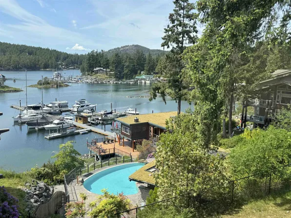 12849 Lagoon Rd #12B, Sunshine Coast, BC V0N 2H1