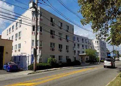 2nd image of 46 Chadwick St