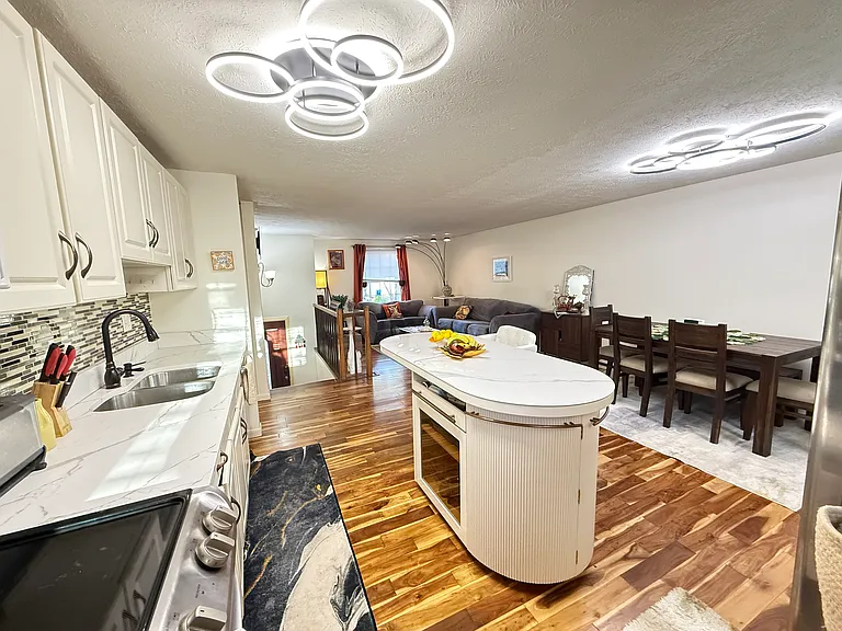9250 Pigeonwing Pl — Photo 8