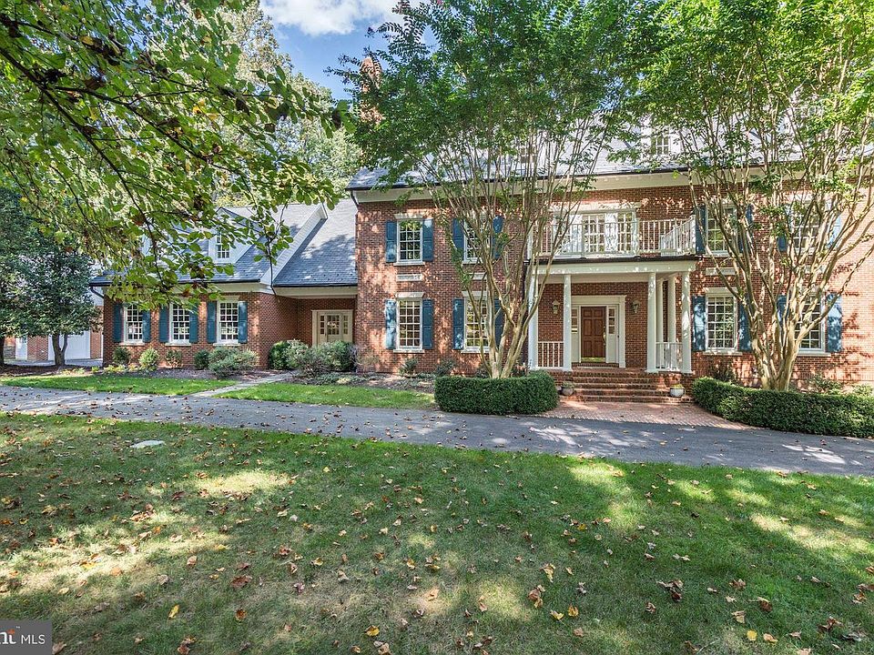 1st image of 74 Windy Hollow Ct