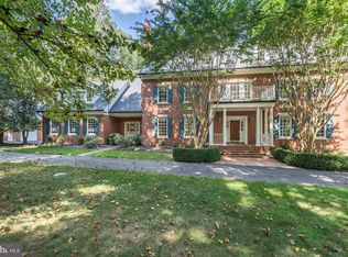 74 Windy Hollow Ct, Great Falls, VA 22066