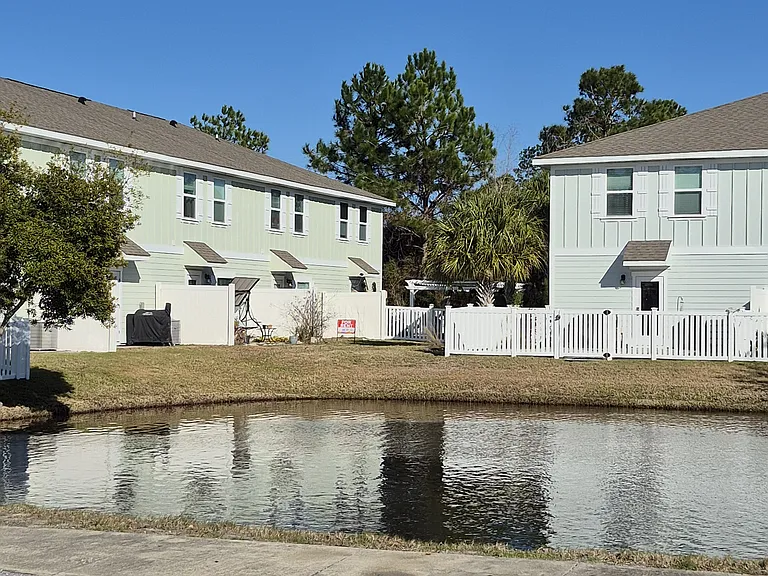 109 Harmony Falls Ln — Photo 1