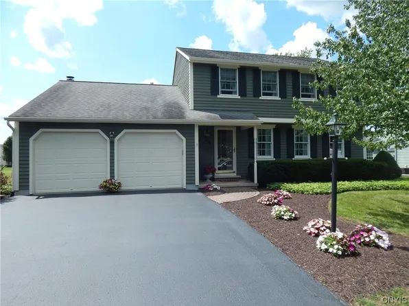 4292 Carmel Dr, Liverpool, NY 13090