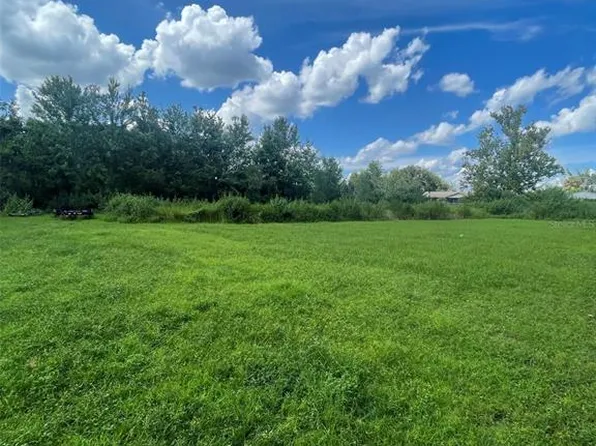 15018 Dr Martin Luther King Jr Blvd, Dover, FL 33527