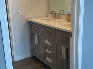 2900 Bradford Pl APT E, Santa Ana, CA 92707