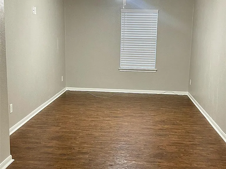 21439 Veneto Hills Ct — Photo 14