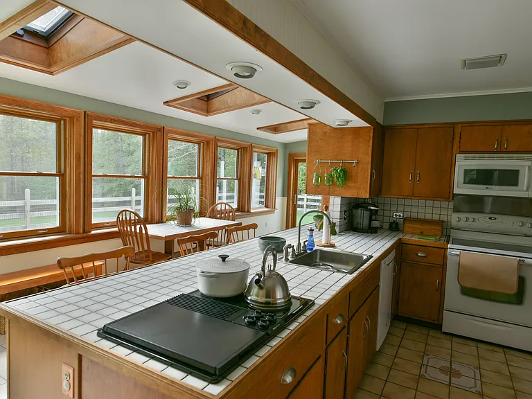 75 Cave Dr — Photo 26