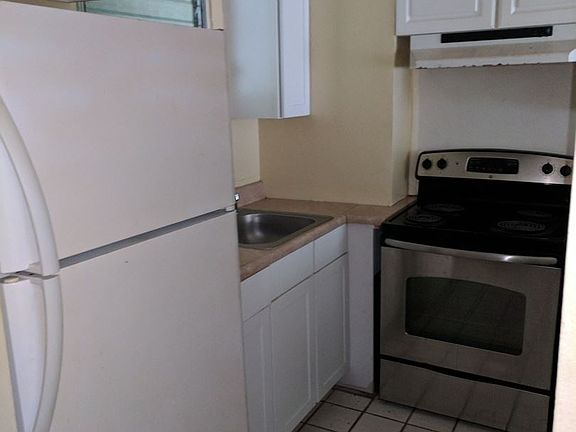 3rd image of 1063 Lower Main St APT 201