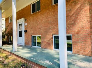 613 Rock Creek Rd #A, Charlottesville, VA 22903