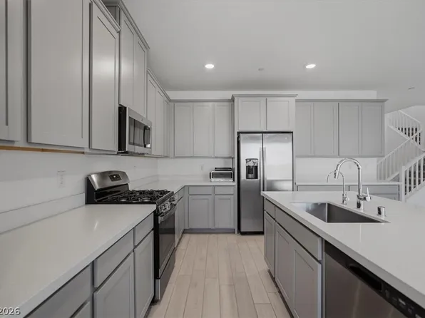 294 Mount Williamson St, Henderson, NV 89015