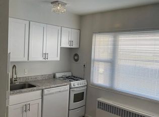 1712 21st Rd N #5, Arlington, VA 22209