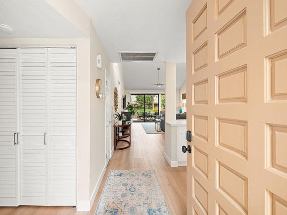 5th image of 271 Tolosa Cir