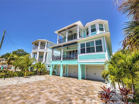 2nd image of 2611 Estero Blvd