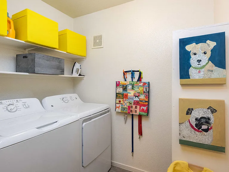 Palermo Apartments — Photo 23