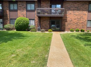 2049 Porte Deleau Ct UNIT 103, Highland, IN 46322
