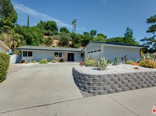 5810 Valerie Ave, Woodland Hills, CA 91367