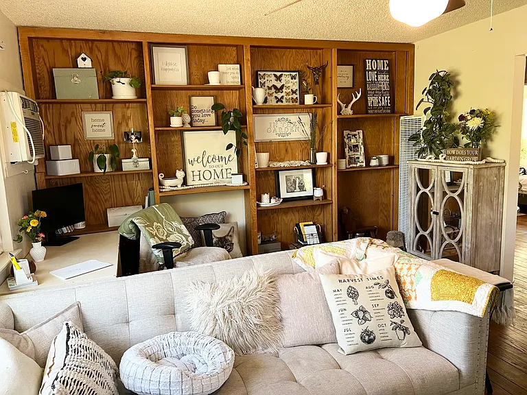 1320 Redwood Ln — Photo 3