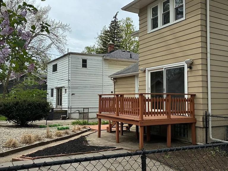 401 Catalpa Dr — Photo 21