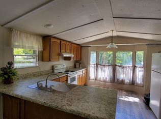 638 Cummings Ln, Cottontown, TN 37048