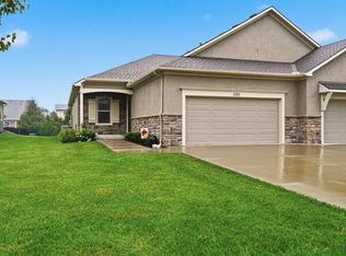 2250 Lake Pointe Dr, Lawrence, KS 66047