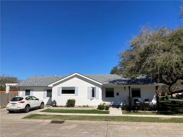 4100 Lake Villa Dr, Metairie, LA 70002