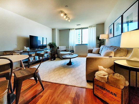 4th image of 201 Marin Blvd APT 409