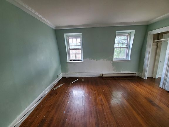 2nd image of 12 Maryland Ave APT C