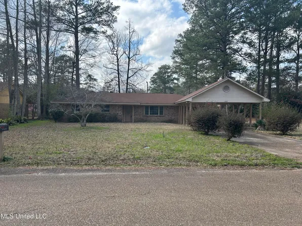 1002 Jenkins St, Pearl, MS 39208